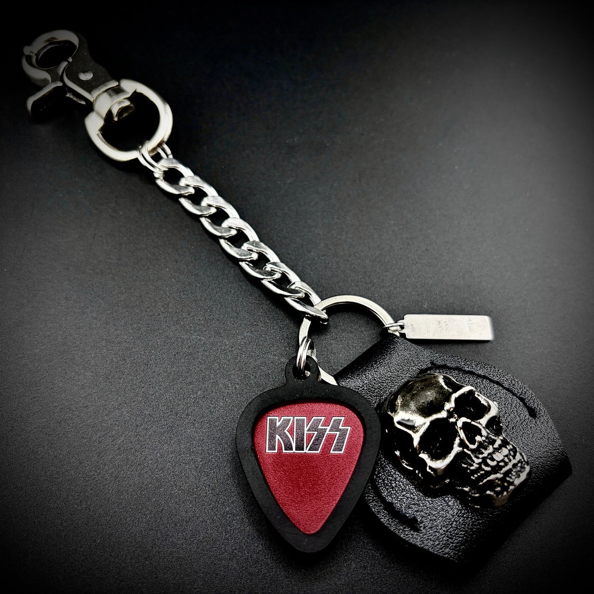 KISS black red logo PICKCHAIN belt loop guitar pick holder by SKULL & CHAIN