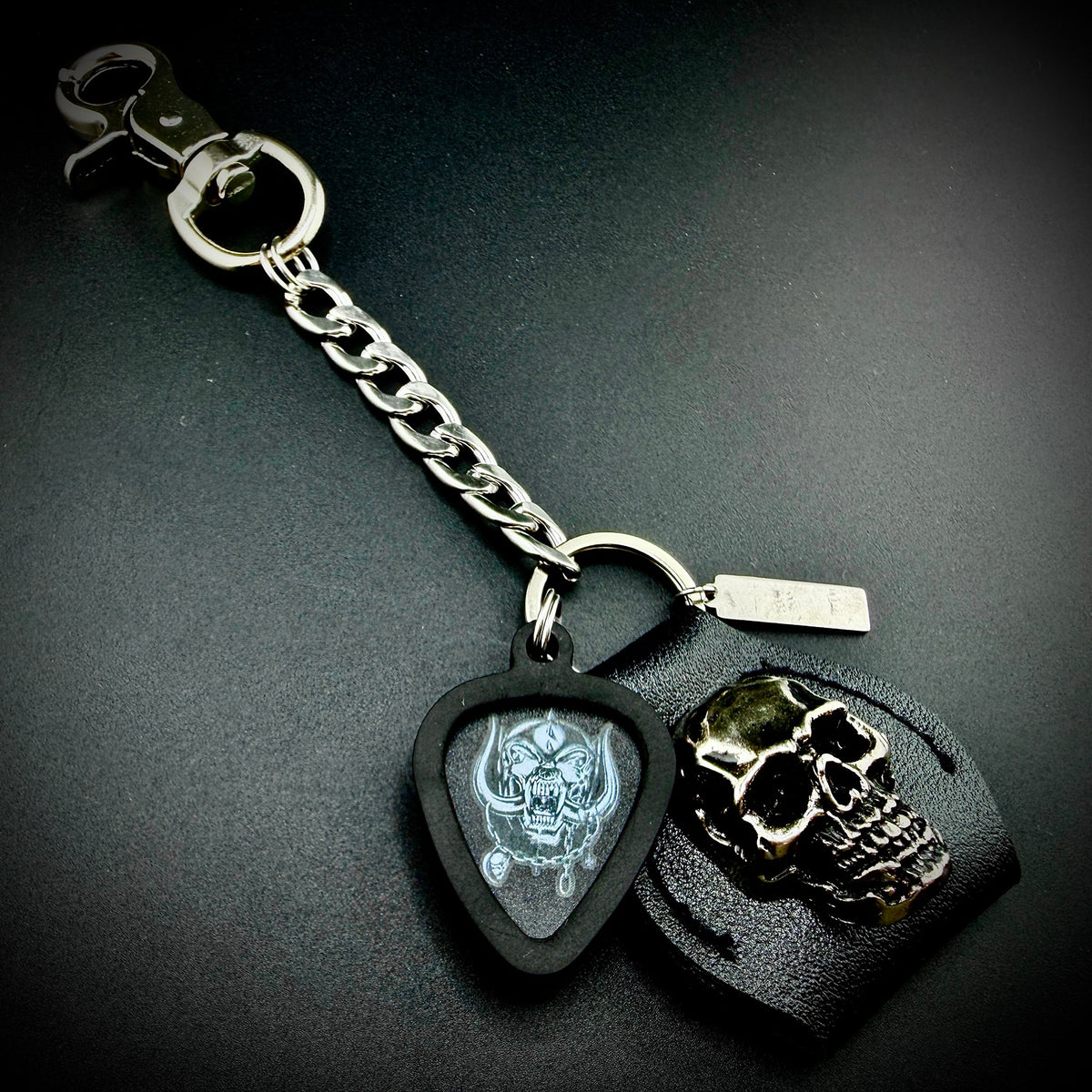Motörhead Snaggletooth War-Pig PICKCHAIN belt loop guitar pick holder by SKULL & CHAIN