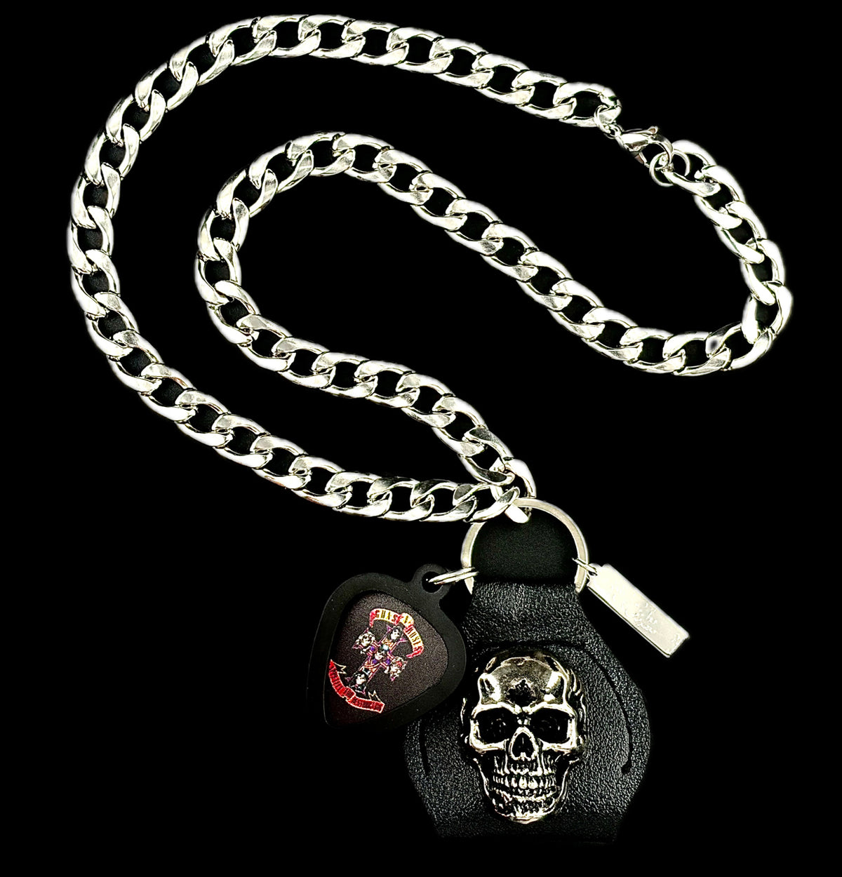 GUNS N' ROSES APPETITE FOR DESTRUCTION GUITAR PICK PENDANT NECKLACE